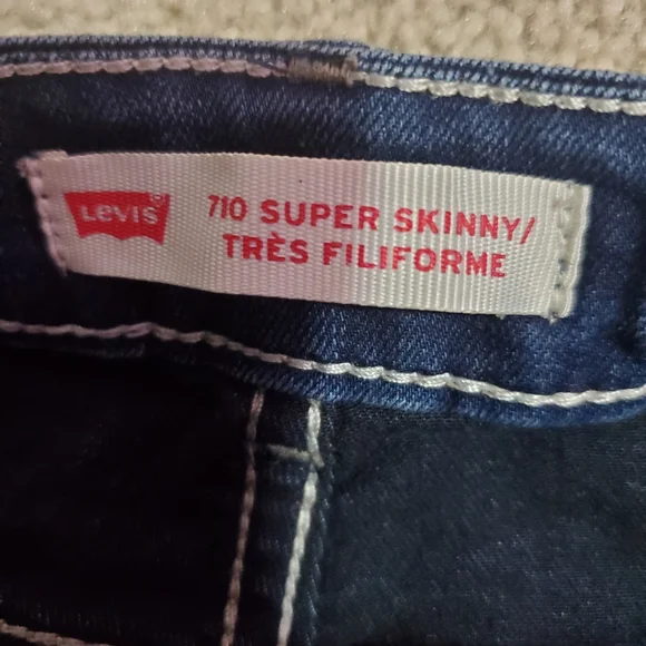 Jeans - Picture 5 of 9